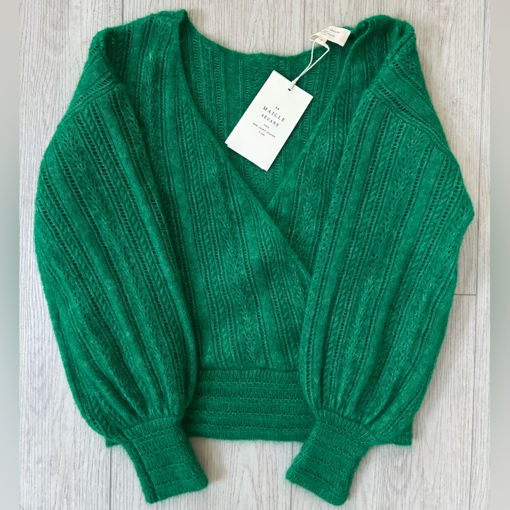 Sézane Plunge Neckline Sweater w/ Tags